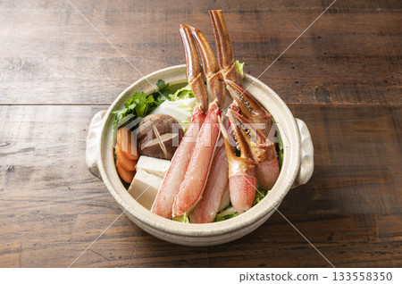 螃蟹火鍋烹飪前 133558350