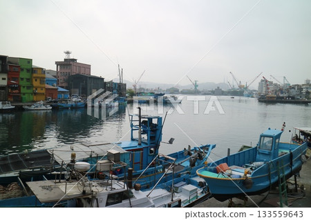 台灣基隆港入口,漁船停泊港入口 台灣基隆港入口,漁船停泊港入口 133559643