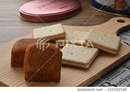 Maple Mania 133560596