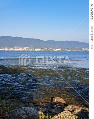 乾涸的湖泊 133562519