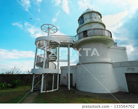 Kashinozaki Lighthouse on Kii Oshima Kashinozaki Lighthouse on Kii Oshima 133564702