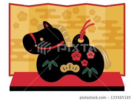 黑色生肖馬裝飾和金色折疊屏風 黑色生肖馬裝飾和金色折疊屏風 133565185