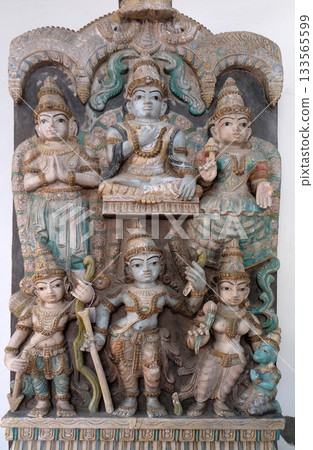 Shop selling Indian antiques and reproductions among a plethora of shops for tourists in Jaipur, Rajasthan, India Shop selling Indian antiques and reproductions among a plethora of shops for tourists in Jaipur, Rajasthan, India 133565599