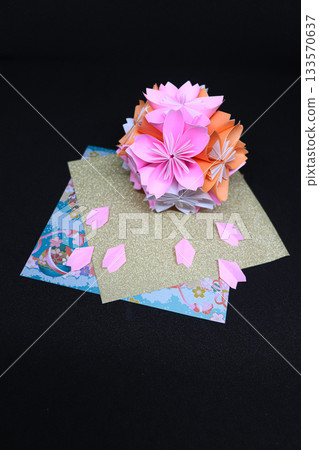 Gorgeous origami creations Gorgeous origami creations 133570637