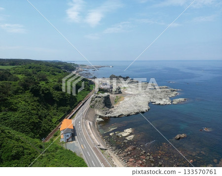青森縣深浦市JR千丈敷站及千丈敷(無人機拍攝) 青森縣深浦市JR千丈敷站及千丈敷(無人機拍攝) 133570761