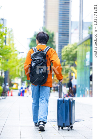 Moving to Tokyo Male 133571201