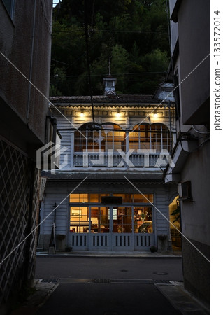 Night view of Yakushiyu, Yunotsu Onsen Night view of Yakushiyu, Yunotsu Onsen 133572014