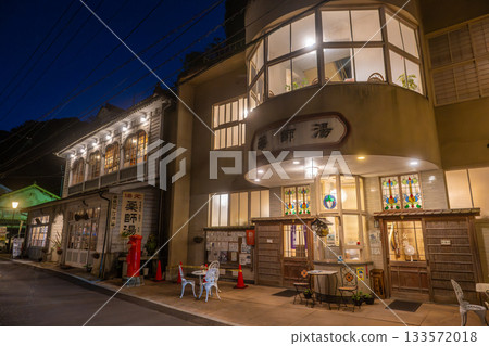 Yunotsu Onsen Main Street night view Yunotsu Onsen Main Street night view 133572018