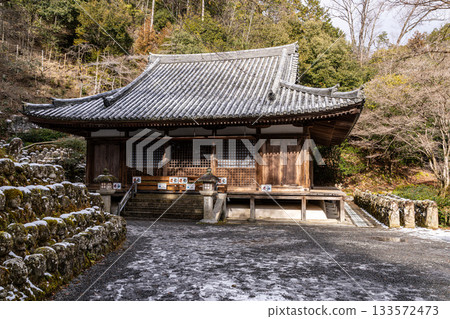 冬日里的安田木念佛寺－主殿殘雪，京都府京都市右京區1號 133572473