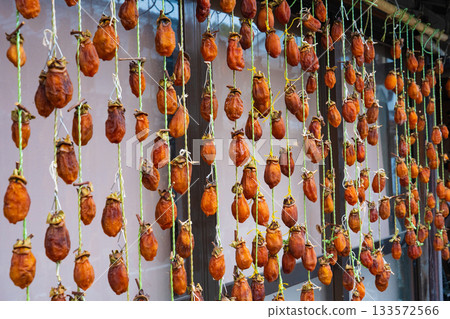 Dried persimmons 133572566