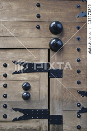 Decorative wooden gate of Odawara Castle 2 133573206