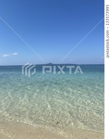 Beautiful sea and natural scenery in the northern part of Okinawa's main island | Photos of tropical tourist resorts with relaxing and spectacular views 133573995