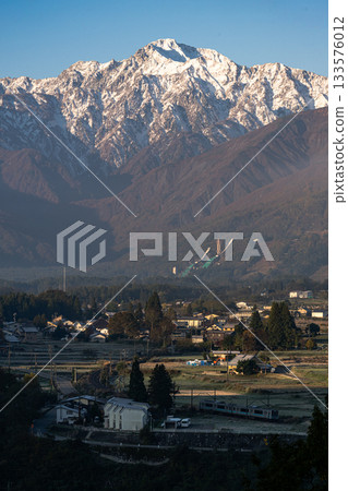 秋天白馬 133576012