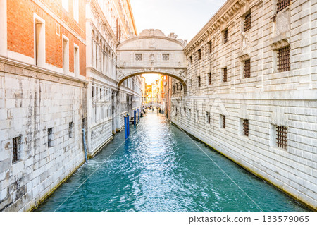 Bridge of Sighs, Italian: Ponte dei Sospiri. Small bridge made of white limestone over the Rio di Palazzo. Connects the New Prison and Doge's Palace Bridge of Sighs, Italian: Ponte dei Sospiri. Small bridge made of white limestone over the Rio di Palazzo. Connects the New Prison and Doge's Palace 133579065