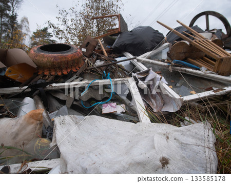 provide multiple rephrases, devise ten different expressions conveying identical idea clearly, construct fifteen alternative phrasings that communicate same information in various ways provide multiple rephrases, devise ten different expressions conveying identical idea clearly, construct fifteen alternative phrasings that communicate same information in various ways 133585178