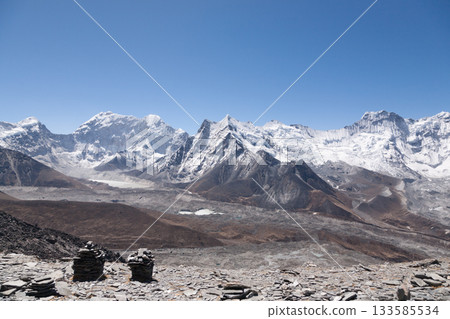Mountains landscape from Chukhung Ri viewpoint, Nepal Mountains landscape from Chukhung Ri viewpoint, Nepal 133585534