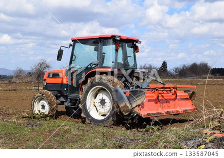 Agricultural machinery tractor Agricultural machinery tractor 133587045