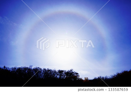 Sun halo over Mt. Nioji Sun halo over Mt. Nioji 133587659