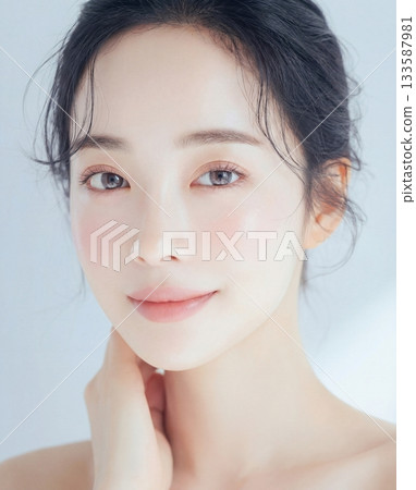 擁有潔淨肌膚的美麗女子 133587981