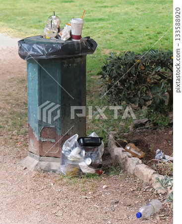 Littering Littering 133588920