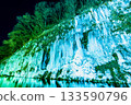 Nagano Shirakawa Icicles: Illuminated ice curtain 133590796