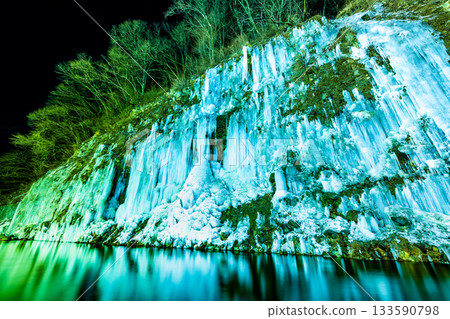 Nagano Shirakawa Icicles: Illuminated ice curtain Nagano Shirakawa Icicles: Illuminated ice curtain 133590798