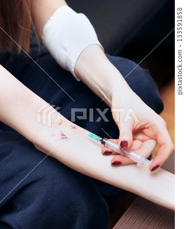 Injection heroin Injection heroin 133591858