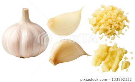 garlic isolated on white background 133592132