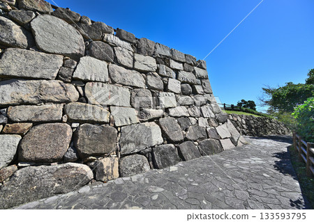 Stone walls and enclosures of Kushizaki Castle Ruins in Nagato Province, Yamaguchi Prefecture Stone walls and enclosures of Kushizaki Castle Ruins in Nagato Province, Yamaguchi Prefecture 133593795