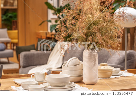 溫馨家居陶瓷餐具擺設 133595477