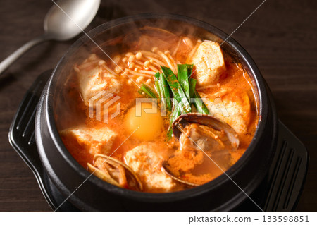 蛤蜊嫩豆腐湯 133598851