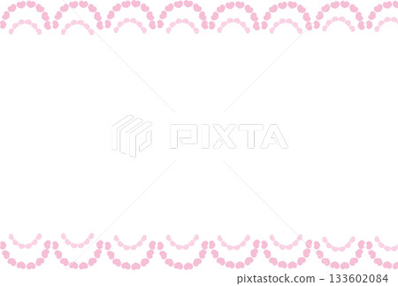 由淡粉紅色心形組成的半圓形邊框 133602084
