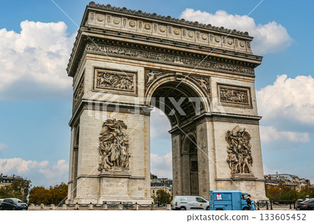 Paris landmarks: Arc de Triomphe 133605452