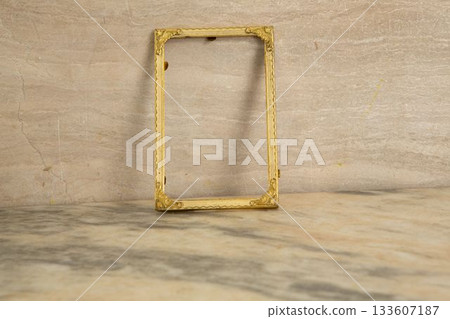 Photo frame outline, Close-up Photo frame outline, Close-up 133607187