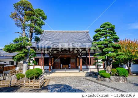 Hatto, the lecture hall of Hasedera Temple, a branch temple of Eiheiji Temple, Minato Ward, Tokyo Hatto, the lecture hall of Hasedera Temple, a branch temple of Eiheiji Temple, Minato Ward, Tokyo 133608369