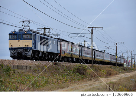 EF641030 Thank You EL (deadhead) running on the Shinetsu Main Line EF641030 Thank You EL (deadhead) running on the Shinetsu Main Line 133609666