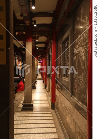 Corridor Corridor 133612686