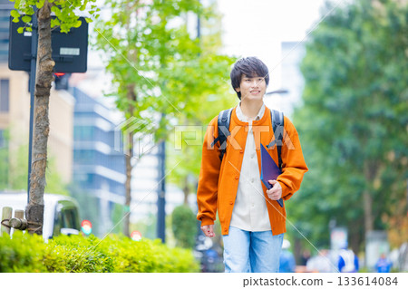 大學生戶外活動 133614084