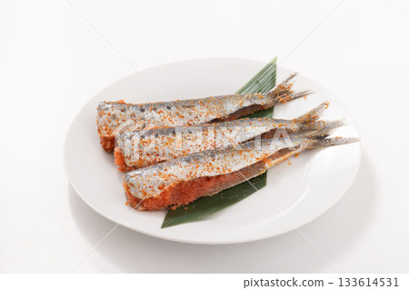 沙丁魚和明太子(烹飪前) 沙丁魚和明太子(烹飪前) 133614531