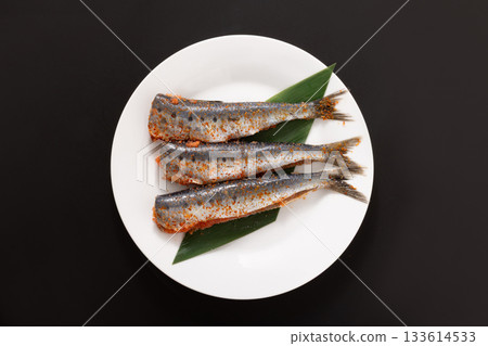沙丁魚和明太子(烹飪前) 沙丁魚和明太子(烹飪前) 133614533