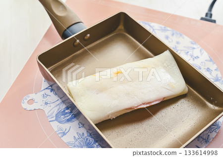 製作捲餅三明治 133614998