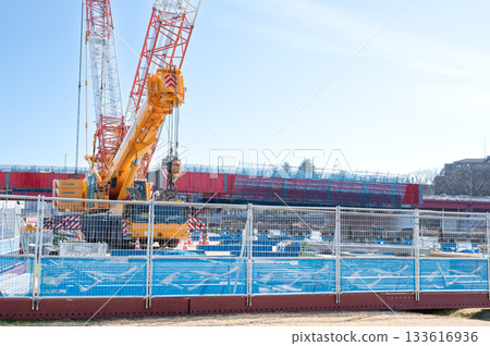 橋樑建設和起重機 133616936