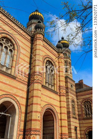 Dohany Street Synagogue also known as the Great Synagogue or Tabakgasse Synagogue in Budapest, Hungary 133620771