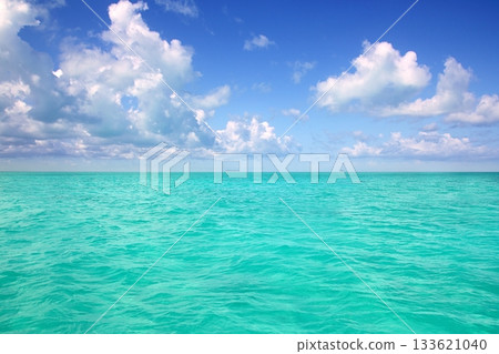 Caribbean sea horizon on blue sky vacation day 133621040
