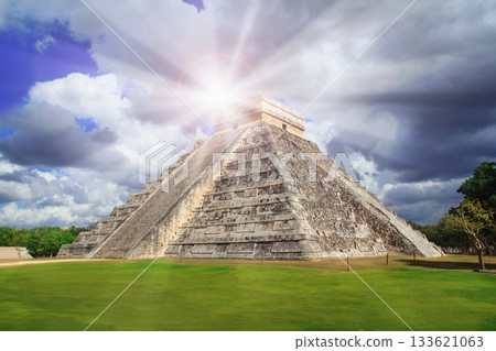 Chichen Itza Kukulkan pyramid sun beam Mexico Chichen Itza Kukulkan pyramid sun beam Mexico 133621063