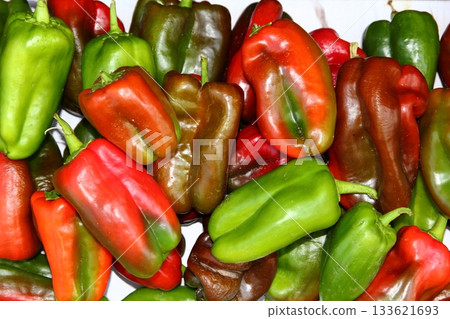 Green red peppers fresh raw market vegetables Green red peppers fresh raw market vegetables 133621693