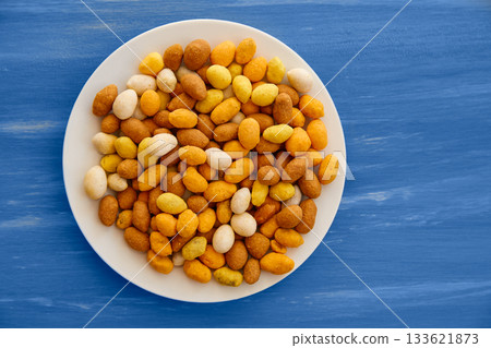 Crunchy peanuts hot asian style Crunchy peanuts hot asian style 133621873