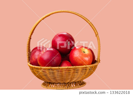 basket of red apples basket of red apples 133622018