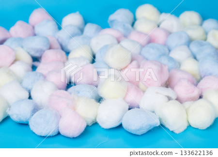 cotton balls 133622136