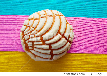 Conchas Mexican sweet bread traditional Conchas Mexican sweet bread traditional 133622248